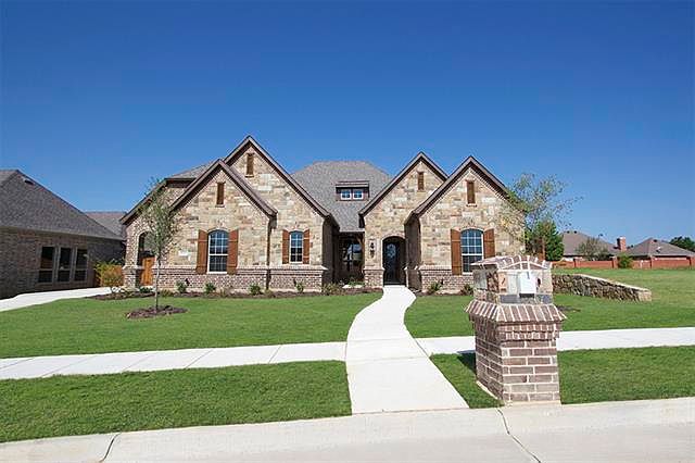 1st image of 8361 Saddlebrook Dr