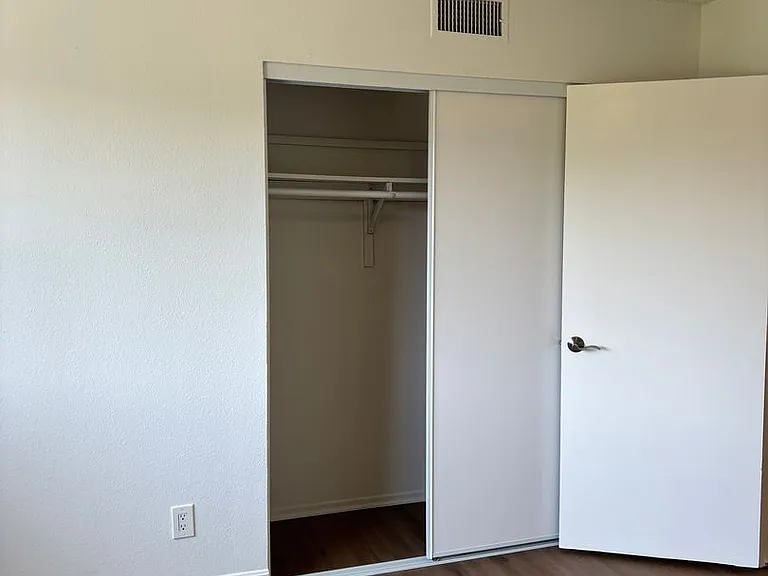 627 Orange Grove Ave — Photo 16