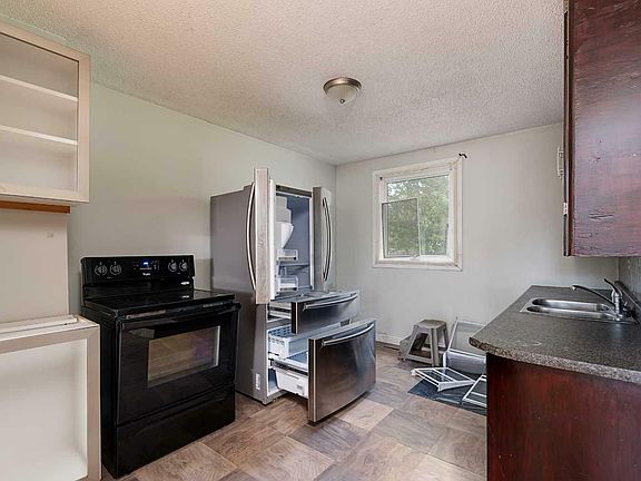 5th image of 5405 50th St