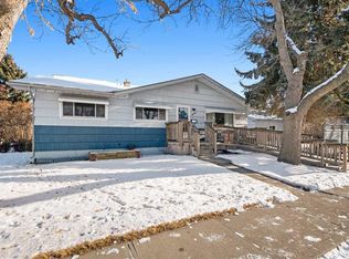 2616 W 22nd St NW, Calgary, AB T2M 3X1