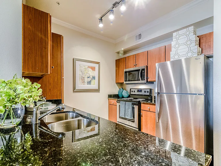 21811 Wildwood Park Rd — Photo 1