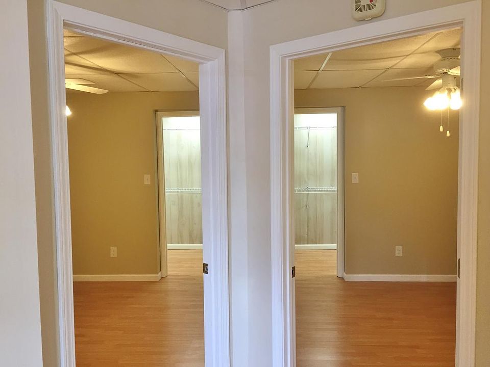 Bedrooms left and right