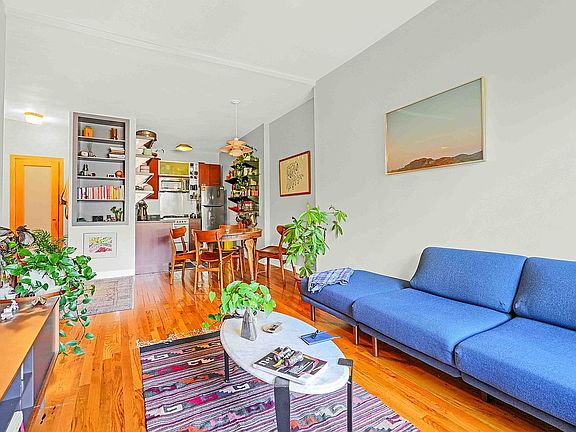 2nd image of 60 S Oxford St APT 4B