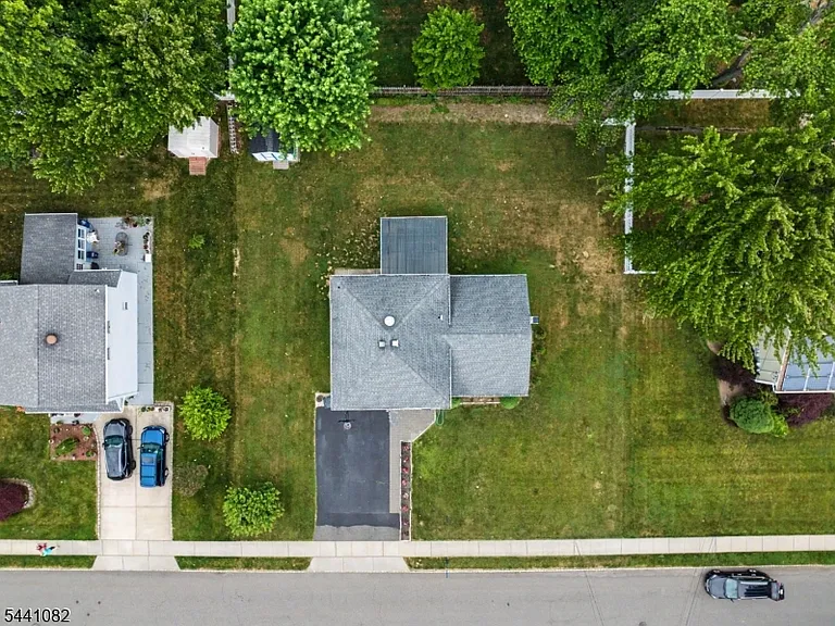 23 Distler Ave — Photo 34