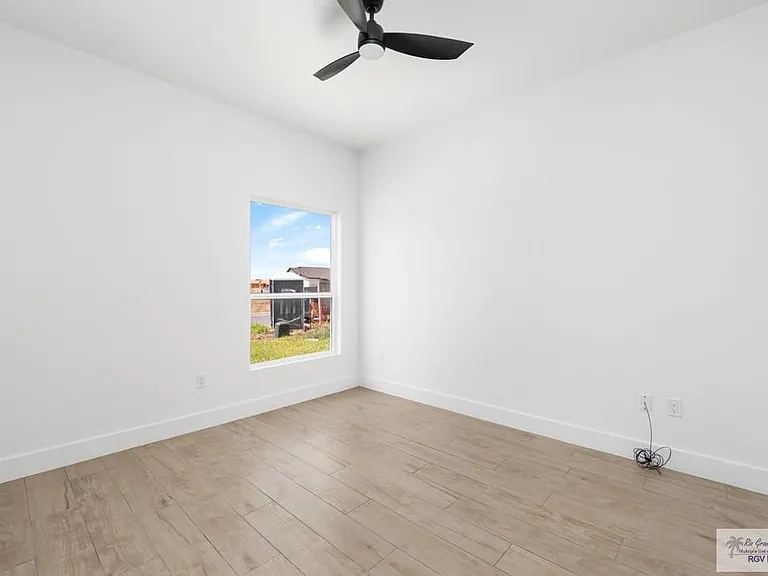 6297 Polanco Dr — Photo 22