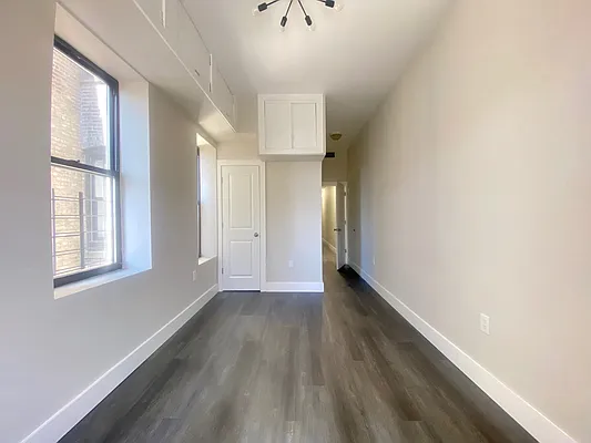 Rented by Dream Space Realty | media 25