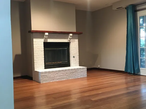 4337 Edison Cir #1, Lincoln, NE 68504