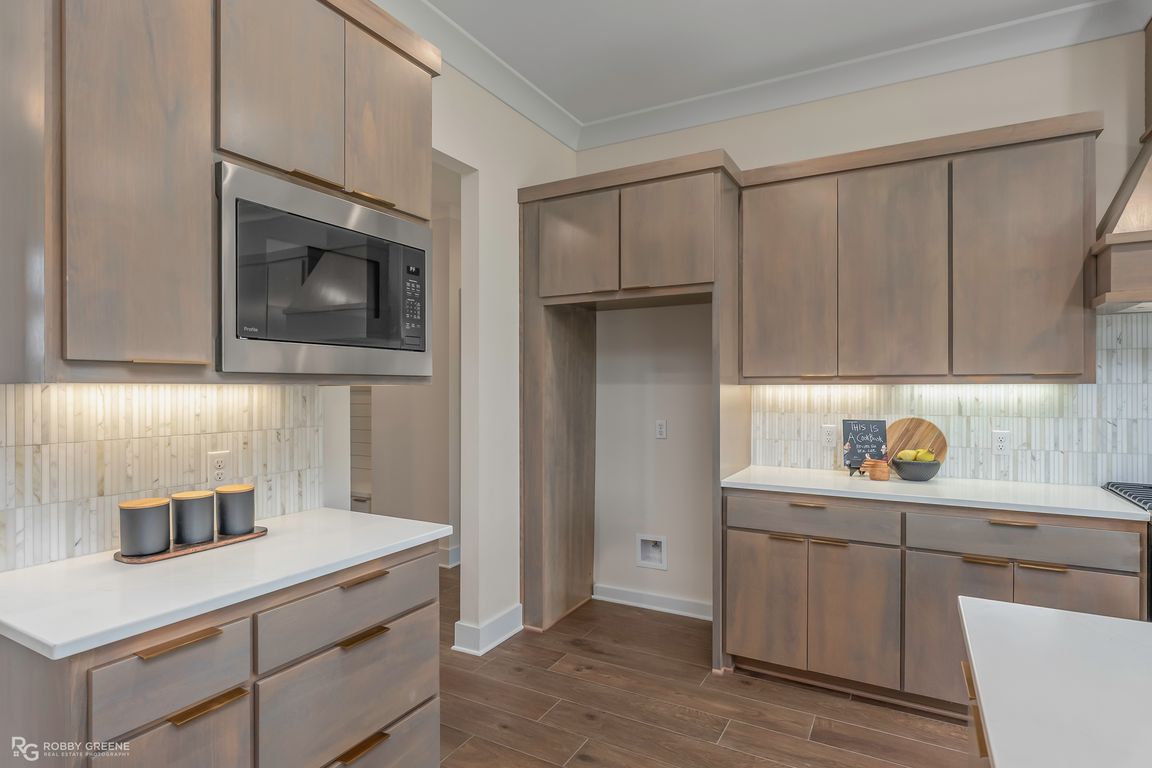 next background image