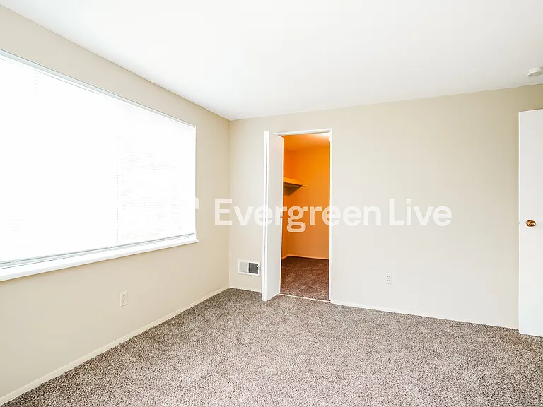 1449 Marty Dr — Photo 14