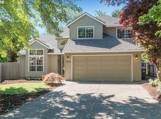 11214 McKenzie Ct E, Wilsonville, OR 97070
