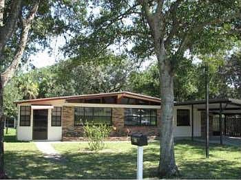 1st image of 8715 Twin Lakes Blvd