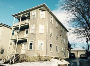 35 Ashwood St, Worcester, MA 01604