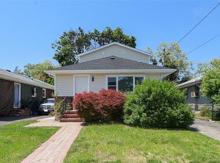 37 Lancaster Place, Hempstead, NY 11550