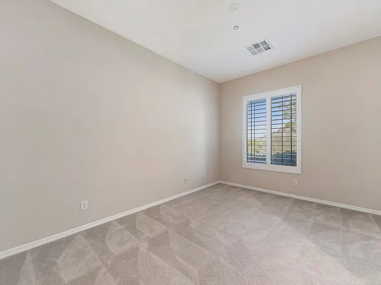 53 Stonemark Dr — Photo 5