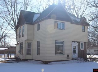 242 1st Ave NW, Winnebago, MN 56098
