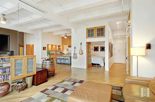 Rented by Halstead Real Estate | media 2