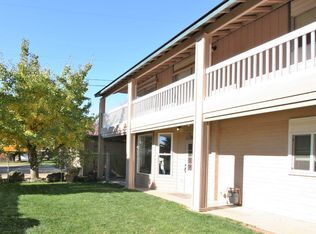 209 S 37th Ave, Yakima, WA 98902