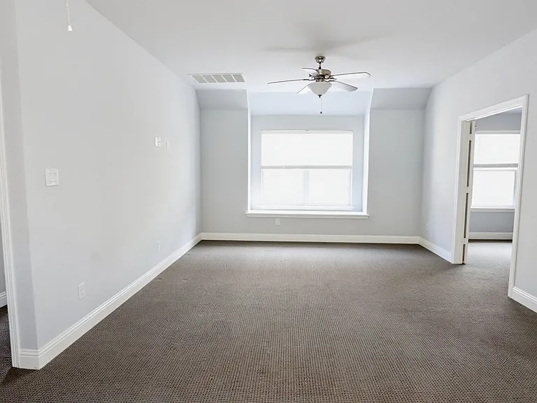 349 Kyra Ct — Photo 8
