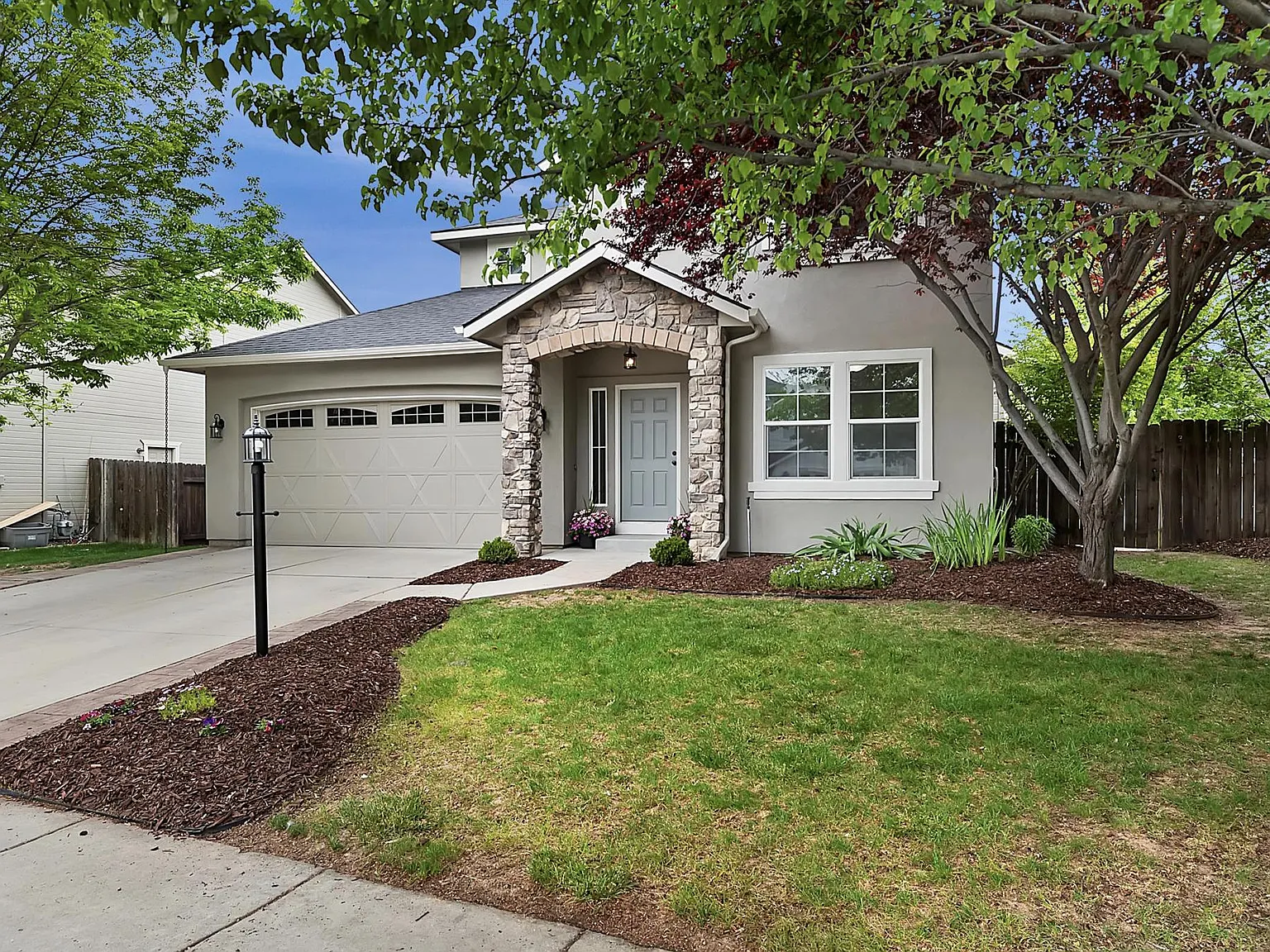 2556 W Tango Creek Dr — Photo 3