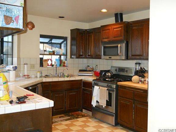5th image of 6816 Farralone Ave