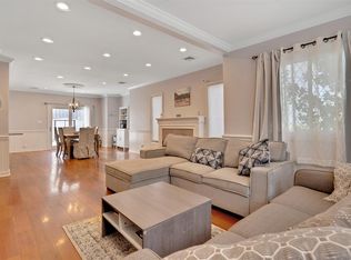 9 Lincoln Pl, Cliffside Park, NJ 07010
