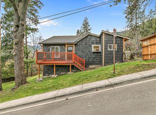 220 Nutley St, Ashland, OR 97520