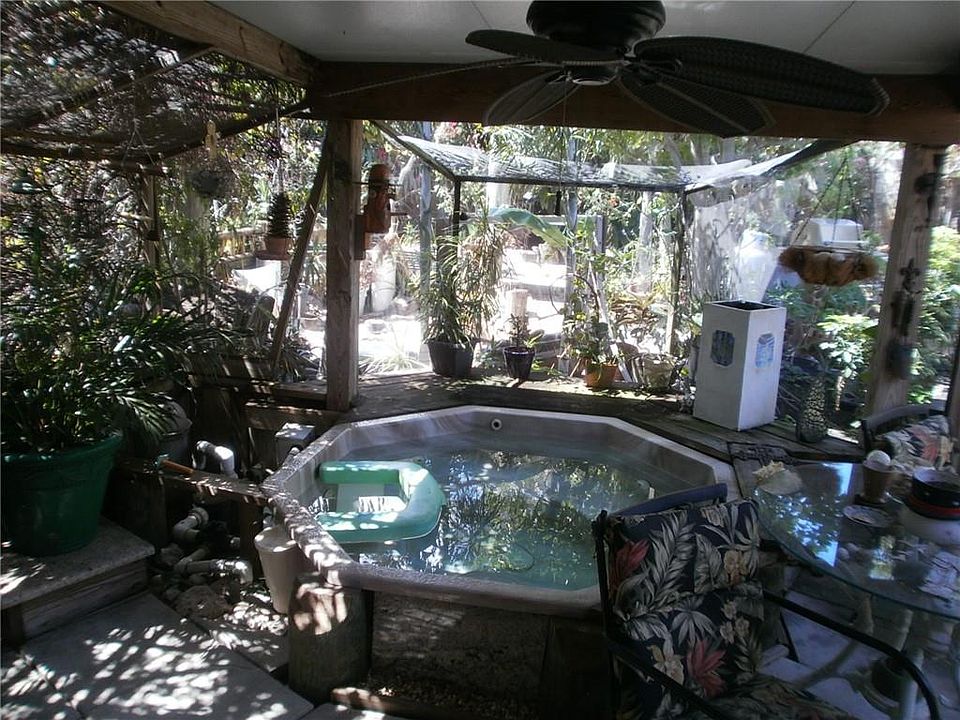 1st image of 1243 SW 1st Ter