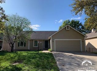 1017 Wagon Wheel Rd, Lawrence, KS 66049