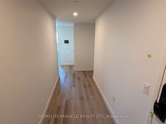 3rd image of 461 Green Rd