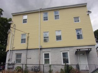 73 Home St, Fall River, MA 02720