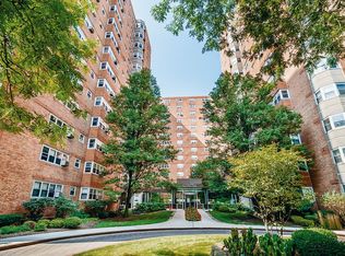 4960 N Marine Dr APT 919, Chicago, IL 60640