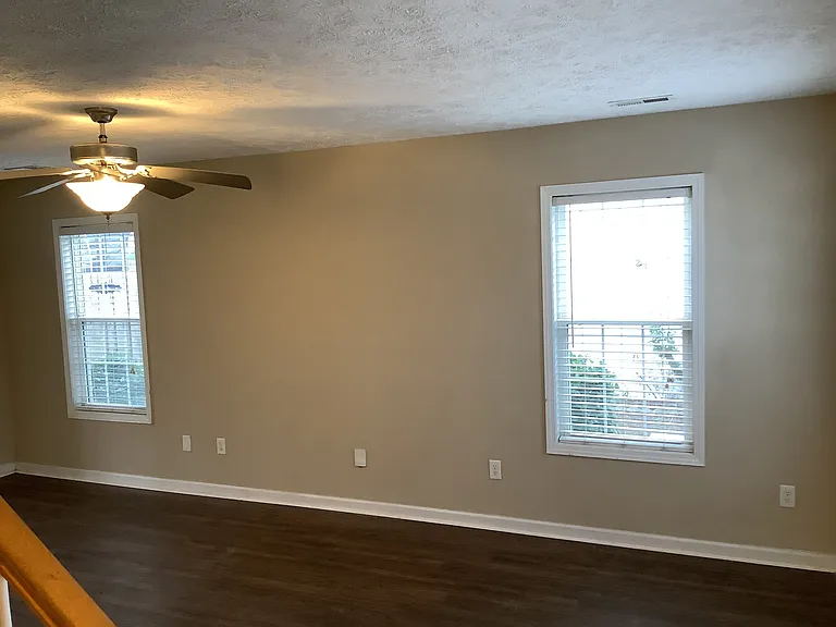 4617 Split Rail Dr — Photo 6