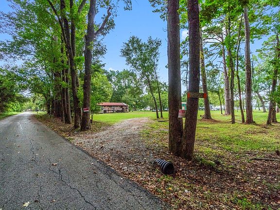 2nd image of 270 Johnson Rd