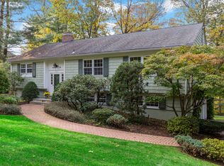 103 River Rd, Briarcliff Manor, NY 10510