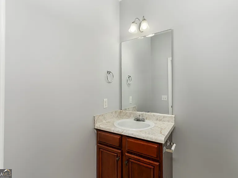 168 Summer Grove Ln — Photo 18