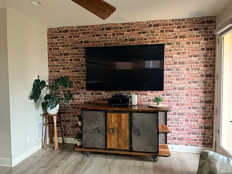 Second Floor Family Room