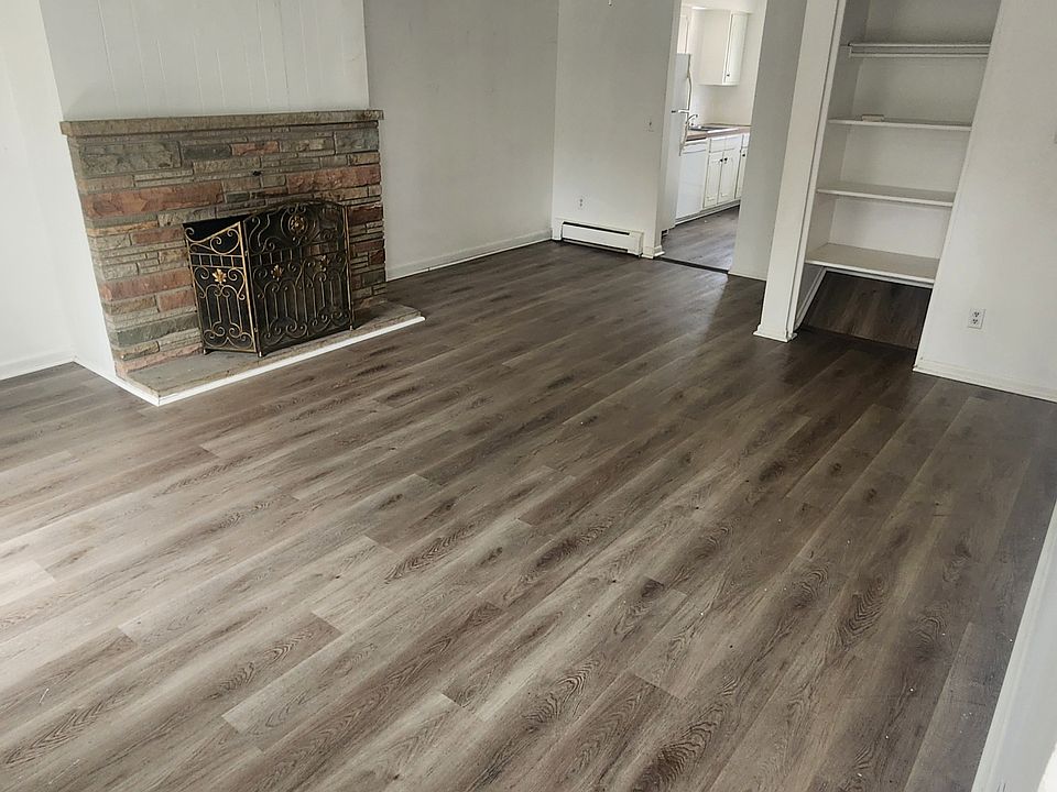 1st image of 3 Birchwood Dr APT 9