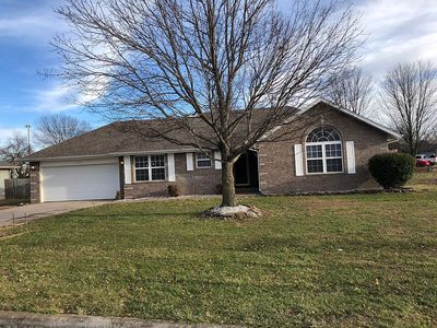300 Arrowhead Rd, Willard, MO, 65781