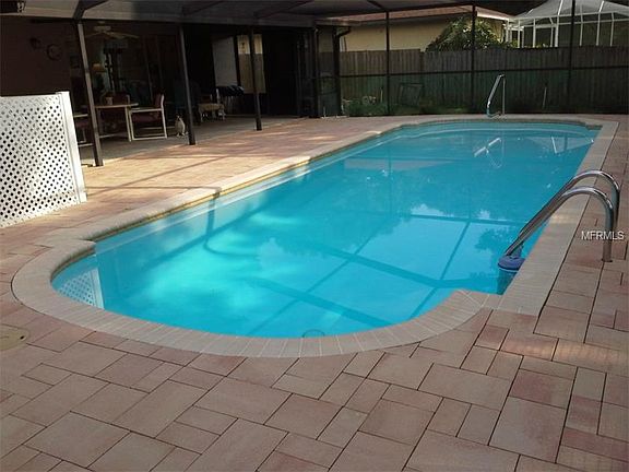 5th image of 3104 Clovewood Pl