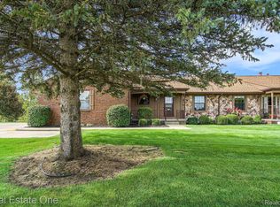 11840 Lexington Dr #2, South Lyon, MI