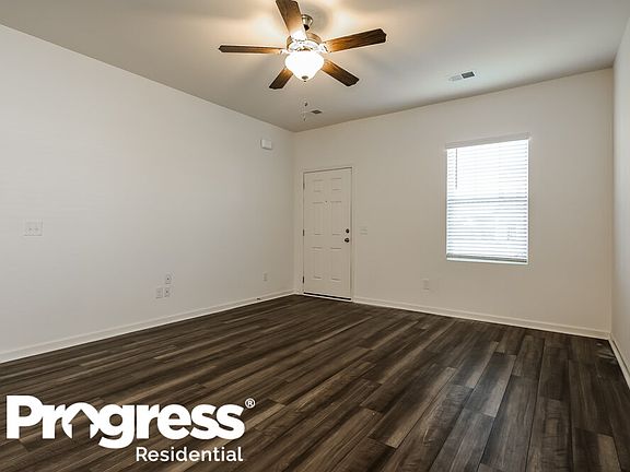 4th image of 137 Lyra Ln
