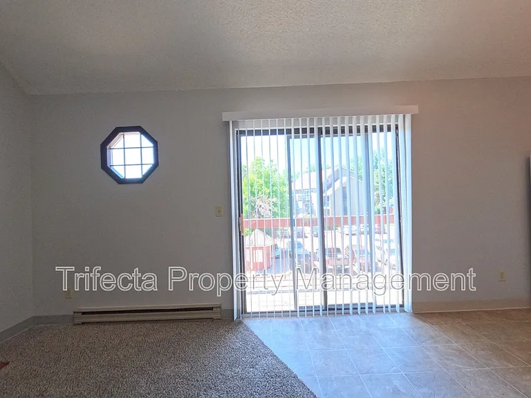 4501 Boardwalk Dr #P150 — Photo 6