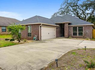 6143 Chester Dr, Pensacola, FL 32526