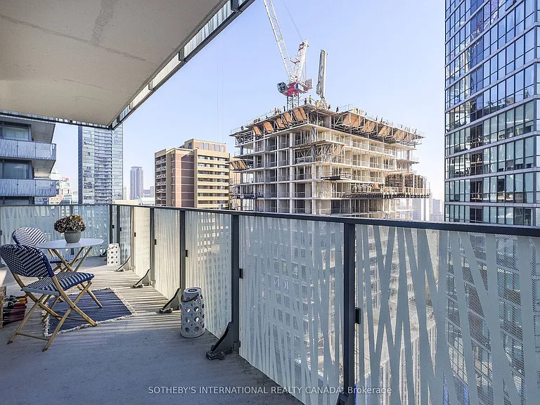 42 Charles St E #1702 — Photo 25