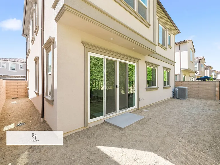 22115 Portofino Dr — Photo 35