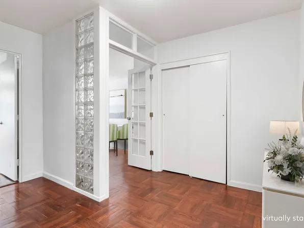 340 East 74th Street image 2 of 5