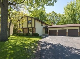 1110 107th Ave NE, Blaine, MN 55434