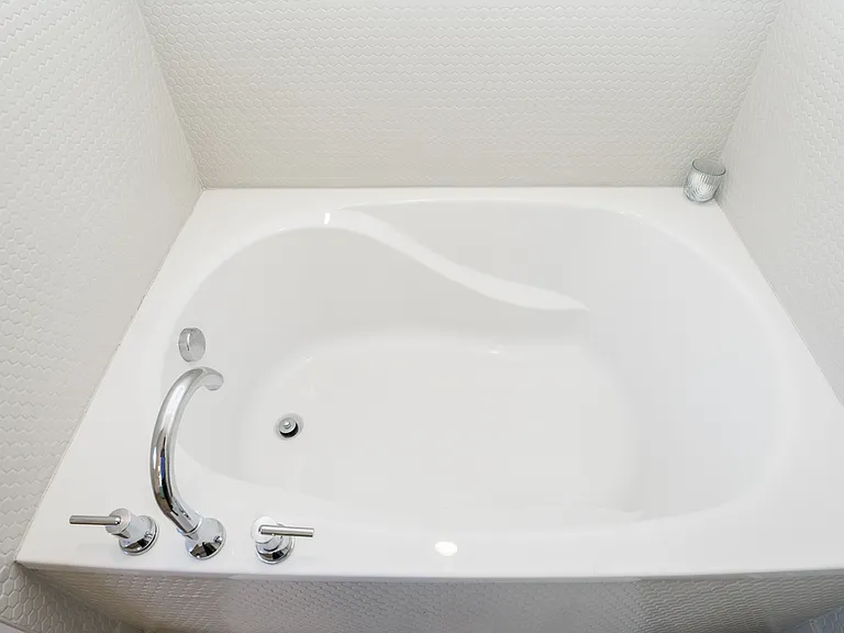 22524 Lakeview Dr — Photo 40