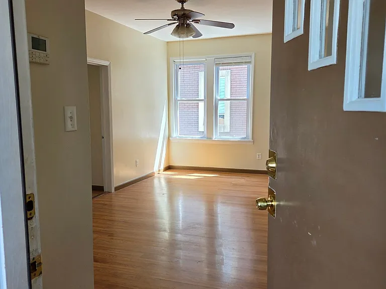 27 Passaic Ave — Photo 15