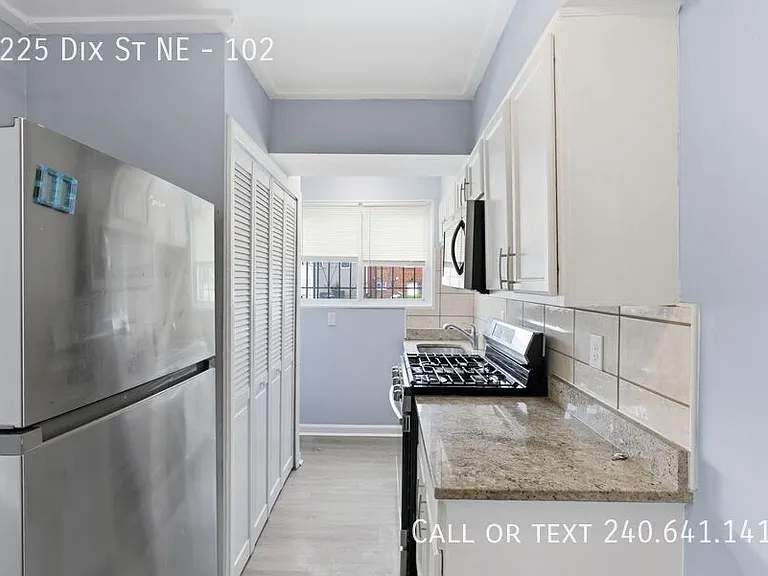 5225 Dix St NE #102 — Photo 12